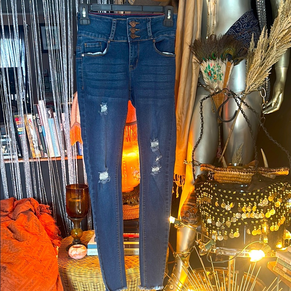 Lovey Blue Distressed Women Jeans